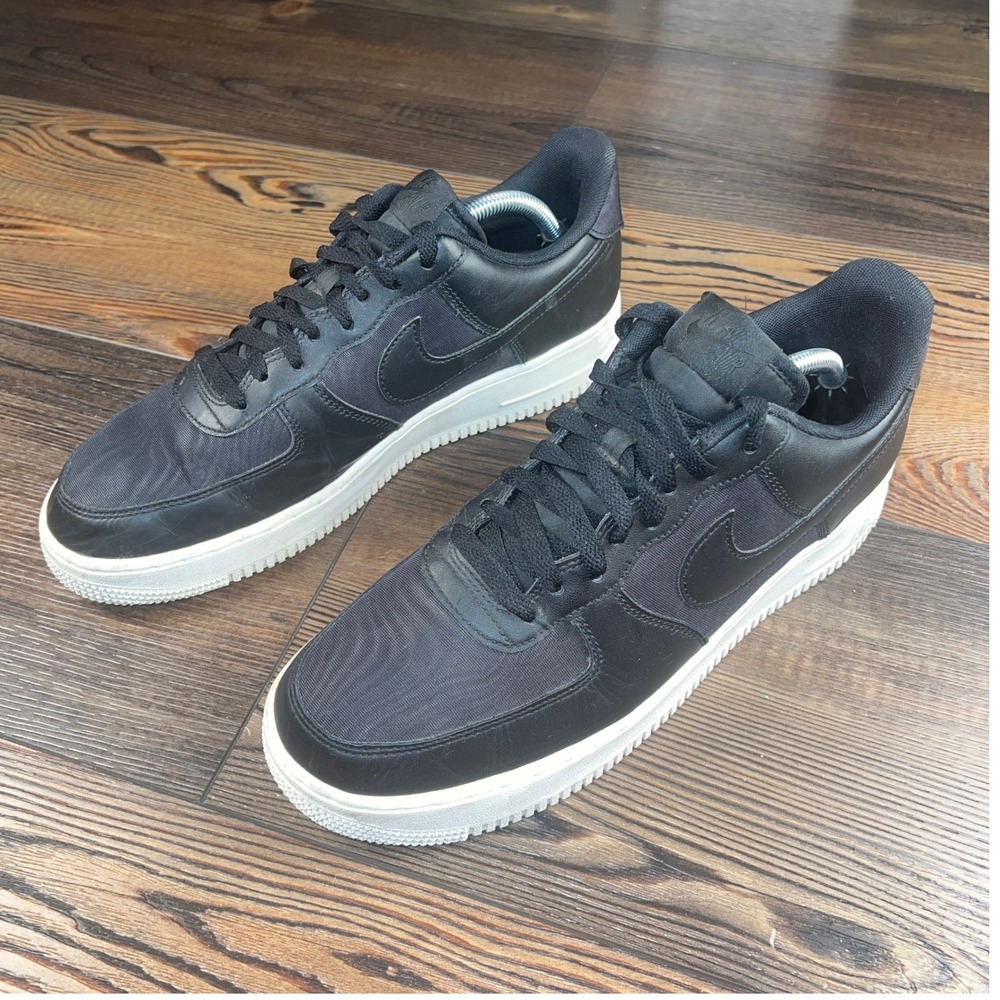 Nike Air Force 1 07 LV8 Men's Size 11 Black White FB2048-001 Low Top Sneakers